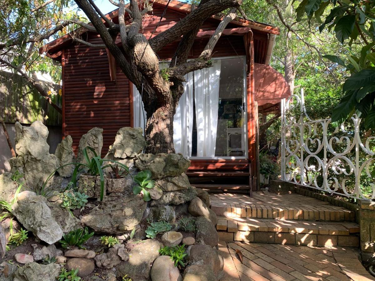 The Little Hideaway Guesthouse Stellenbosch Bagian luar foto