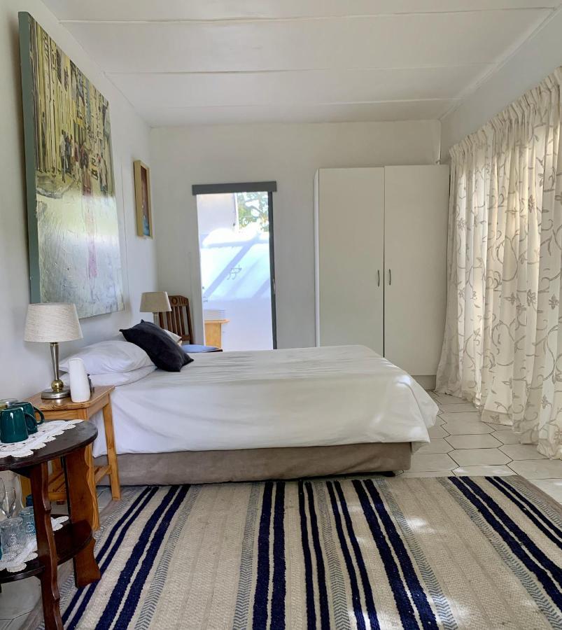 The Little Hideaway Guesthouse Stellenbosch Bagian luar foto