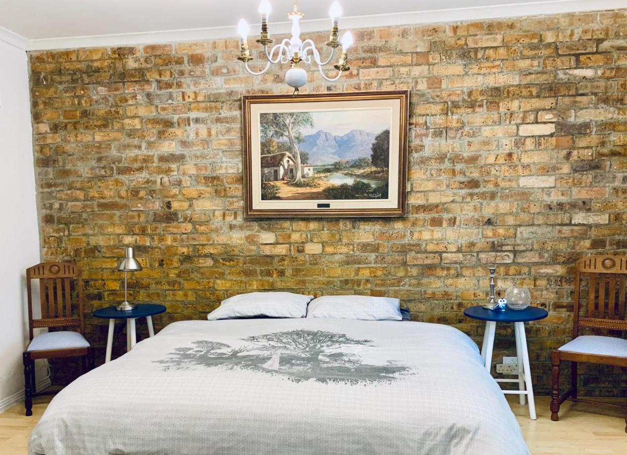 The Little Hideaway Guesthouse Stellenbosch Bagian luar foto